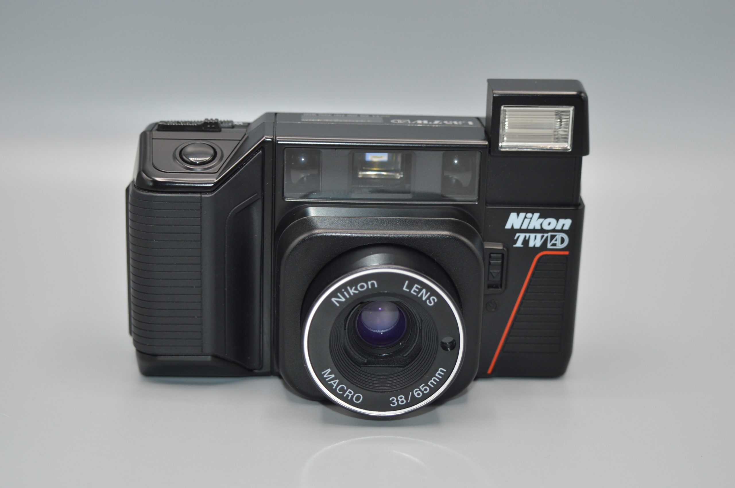 4193767284 Nikon L35 TW AD 35mm Vintage point & shoot Film Camera Fully Functional - Image 1